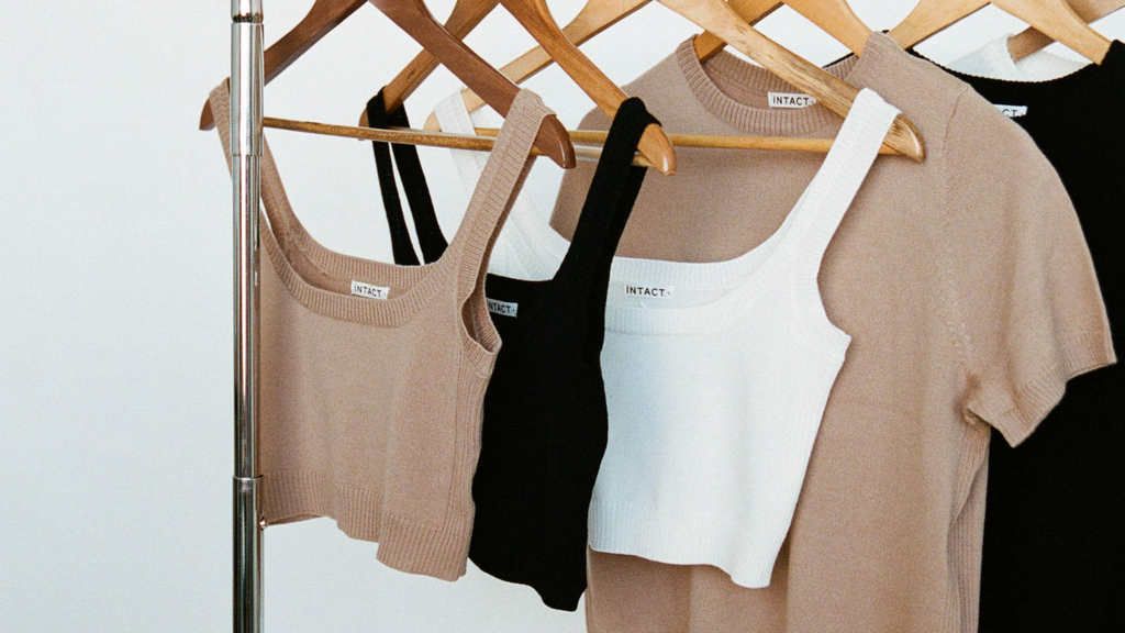 5 Ways To Shop Mindfully & Create A Thoughtful Wardrobe This Sale Season